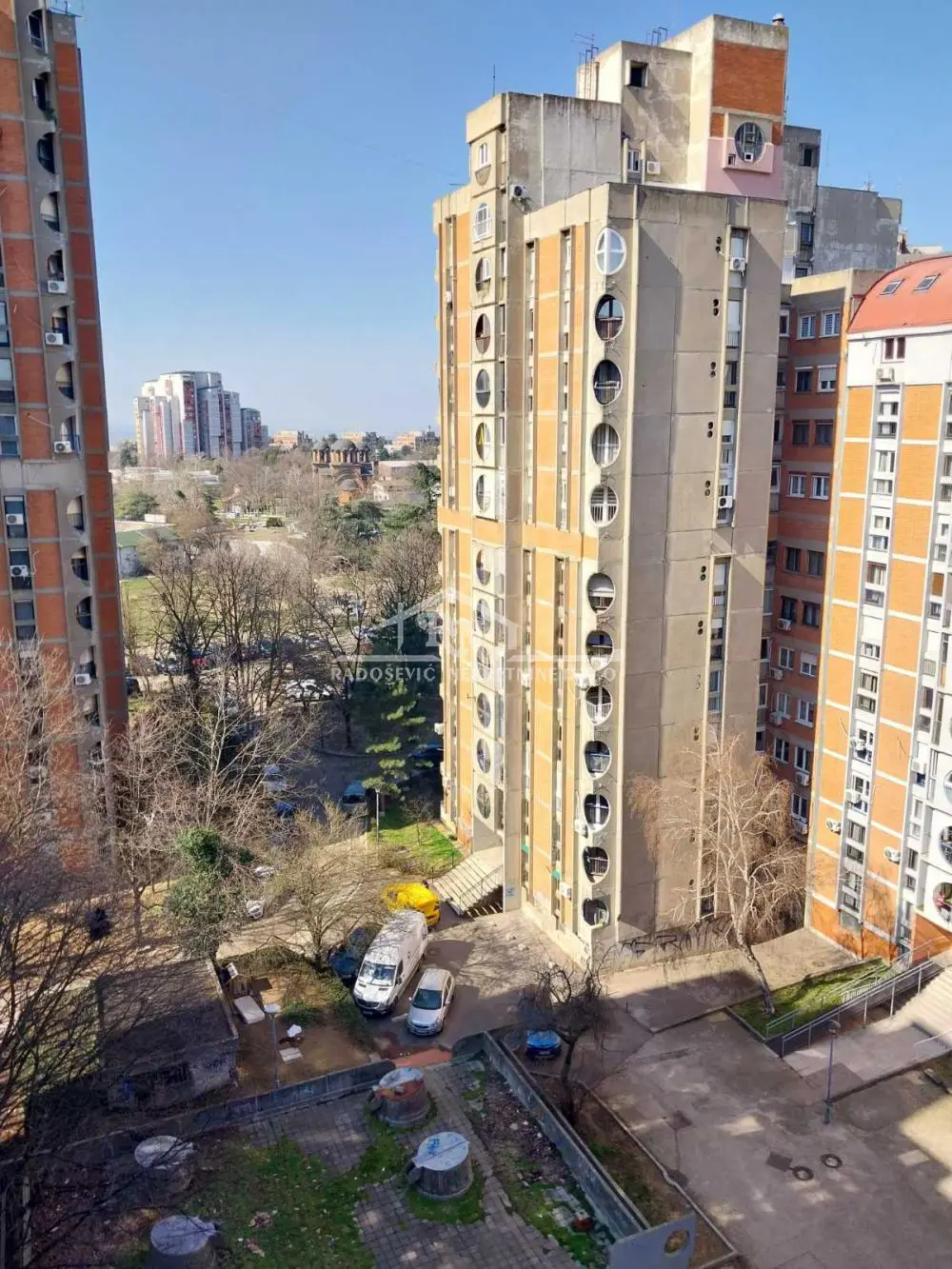 Beograd Rakovica Troiposoban stanovi 230000 evra 