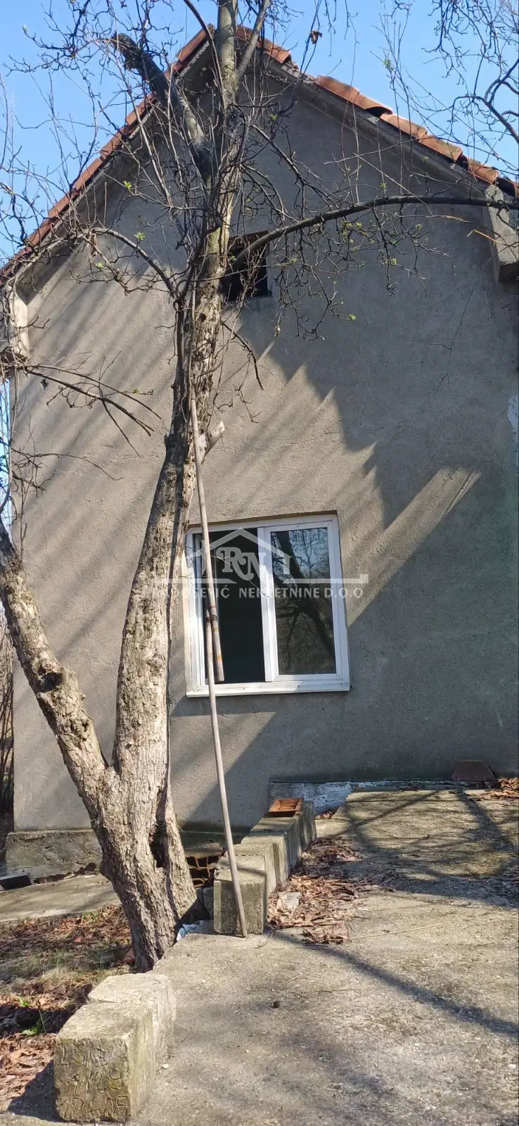 kuće Rakovica Resnik 200000 evra 