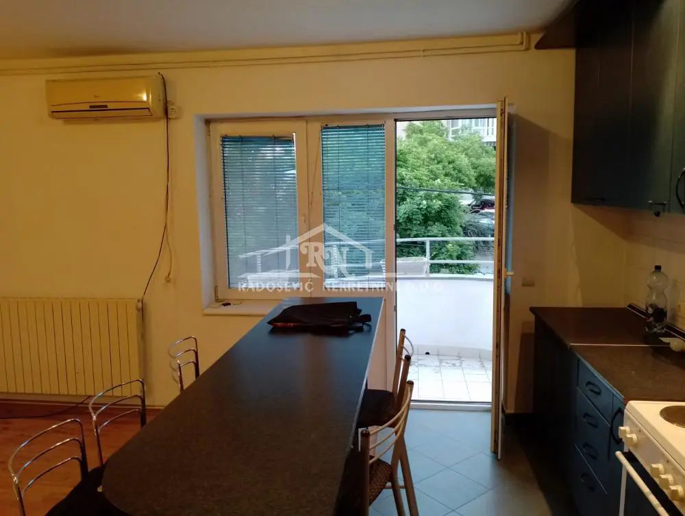 Beograd Čukarica kuće 1200 evra 