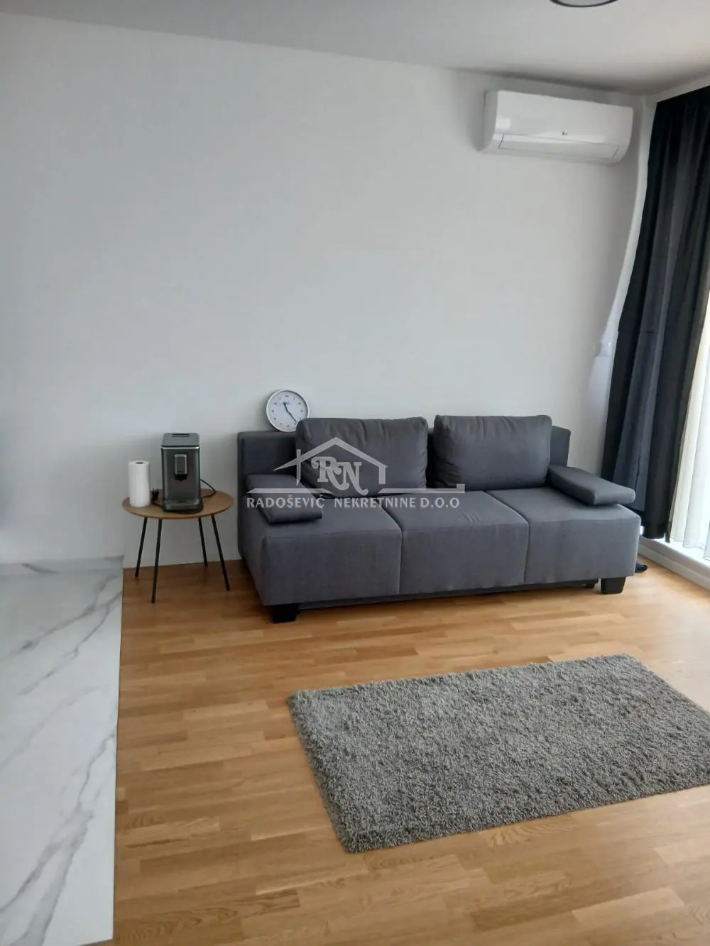 Beograd Zemun Jednoiposoban stanovi 110000 evra 