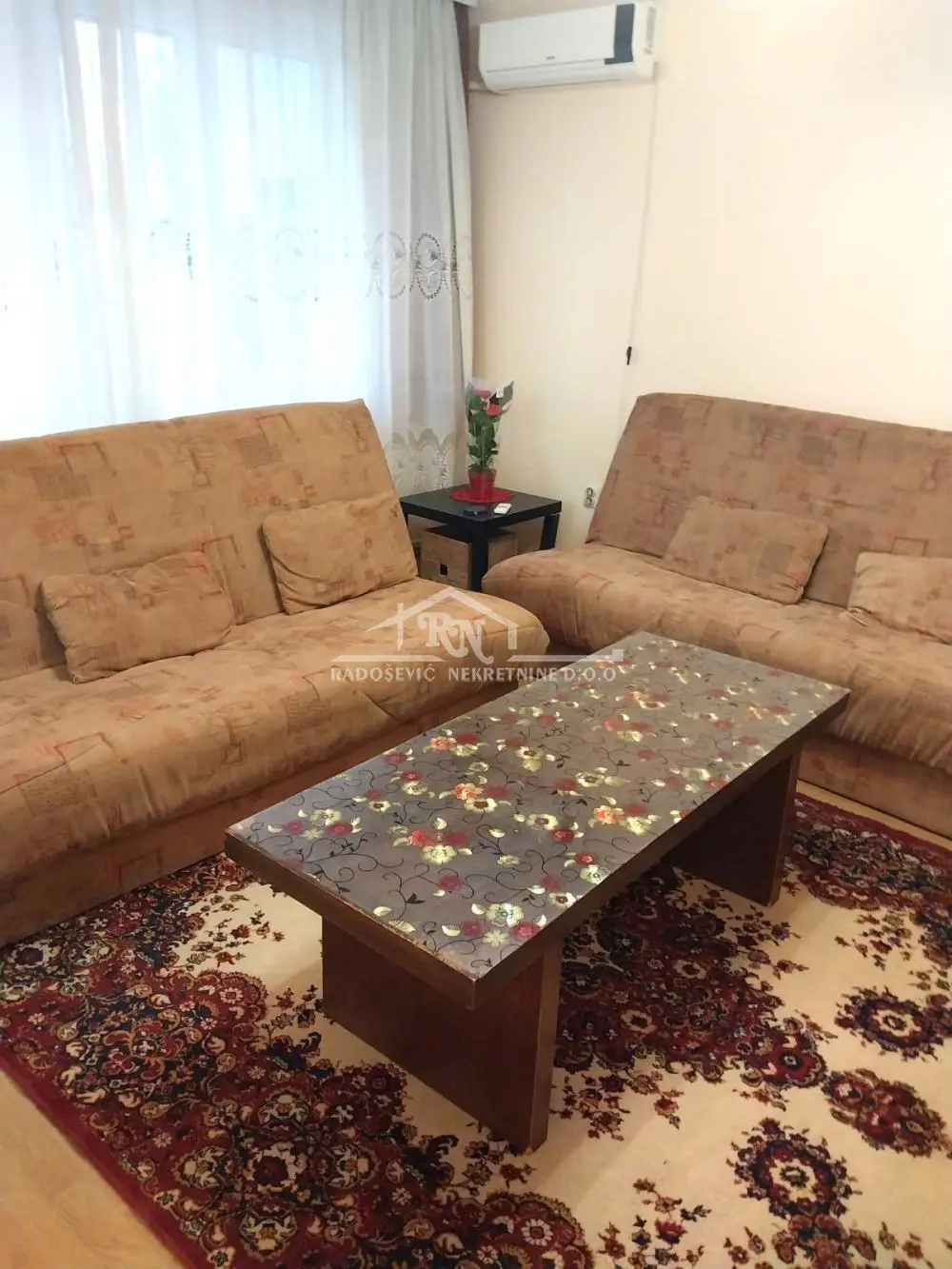 Jednosoban stanovi Rakovica Vidikovac 320 evra 