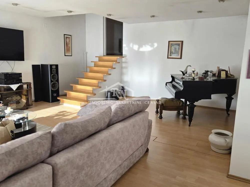 Beograd Grocka Petoiposoban stanovi 1000 evra 