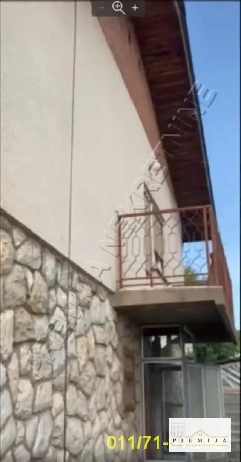 Ruma Gradska Lokacija  uknjizeni kuće 120000 evra 