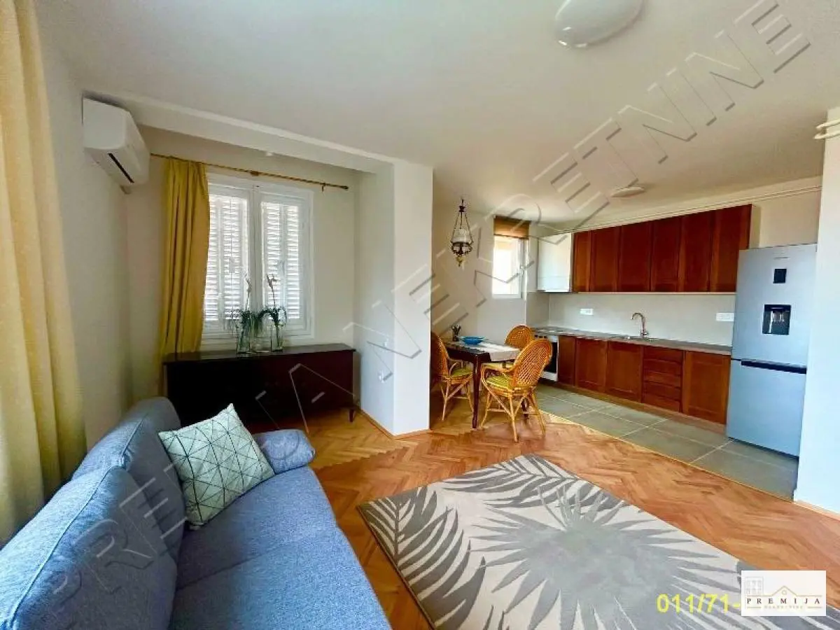 stanovi Beograd Košutnjak Milana Stanivukovića  uknjizeni Četvorosoban 