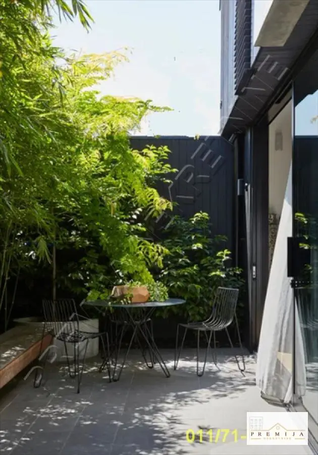  novogradnja Trosoban stanovi Čukarica Banovo brdo 288750 evra 