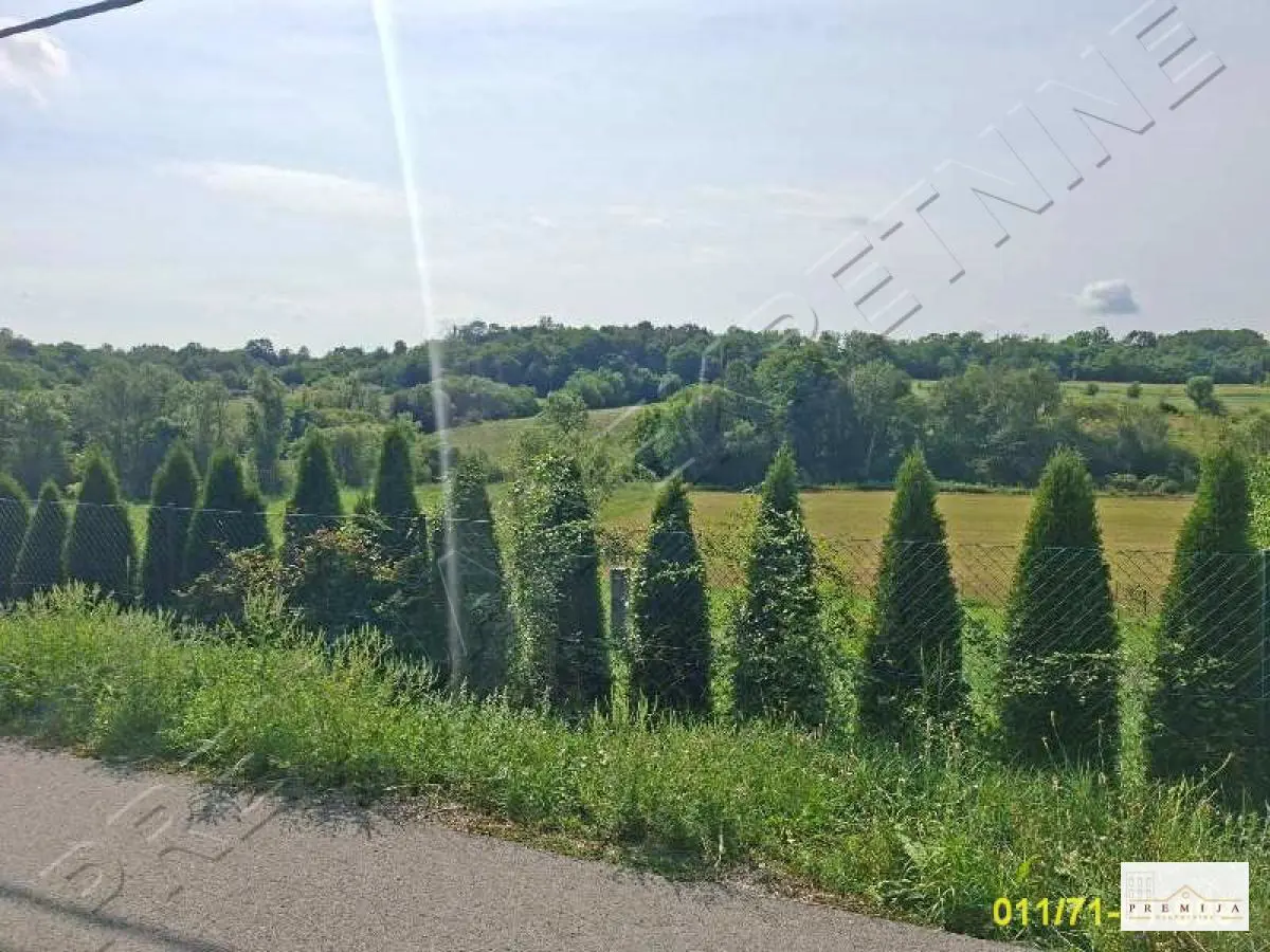  uknjizeni plac Sopot - 12000 evra 