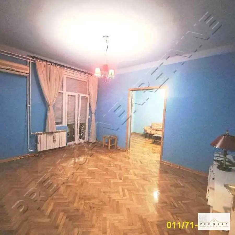  uknjizeni Troiposoban stanovi Vračar Vračar lokacija 800 evra 