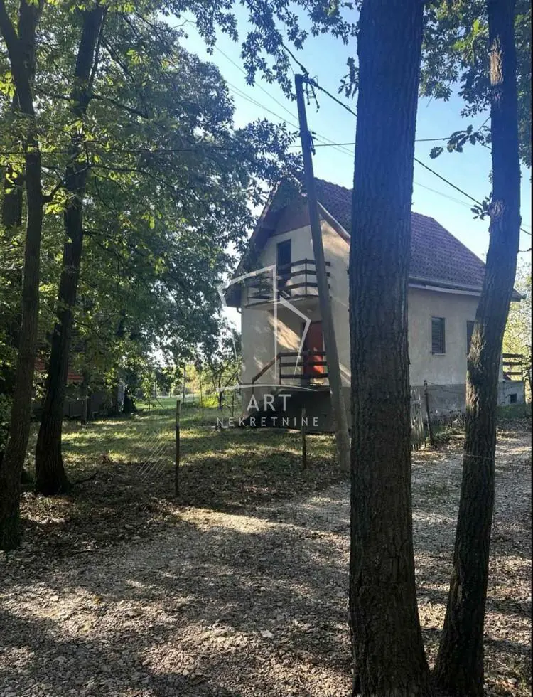 Beograd Sopot kuće 80000 evra 