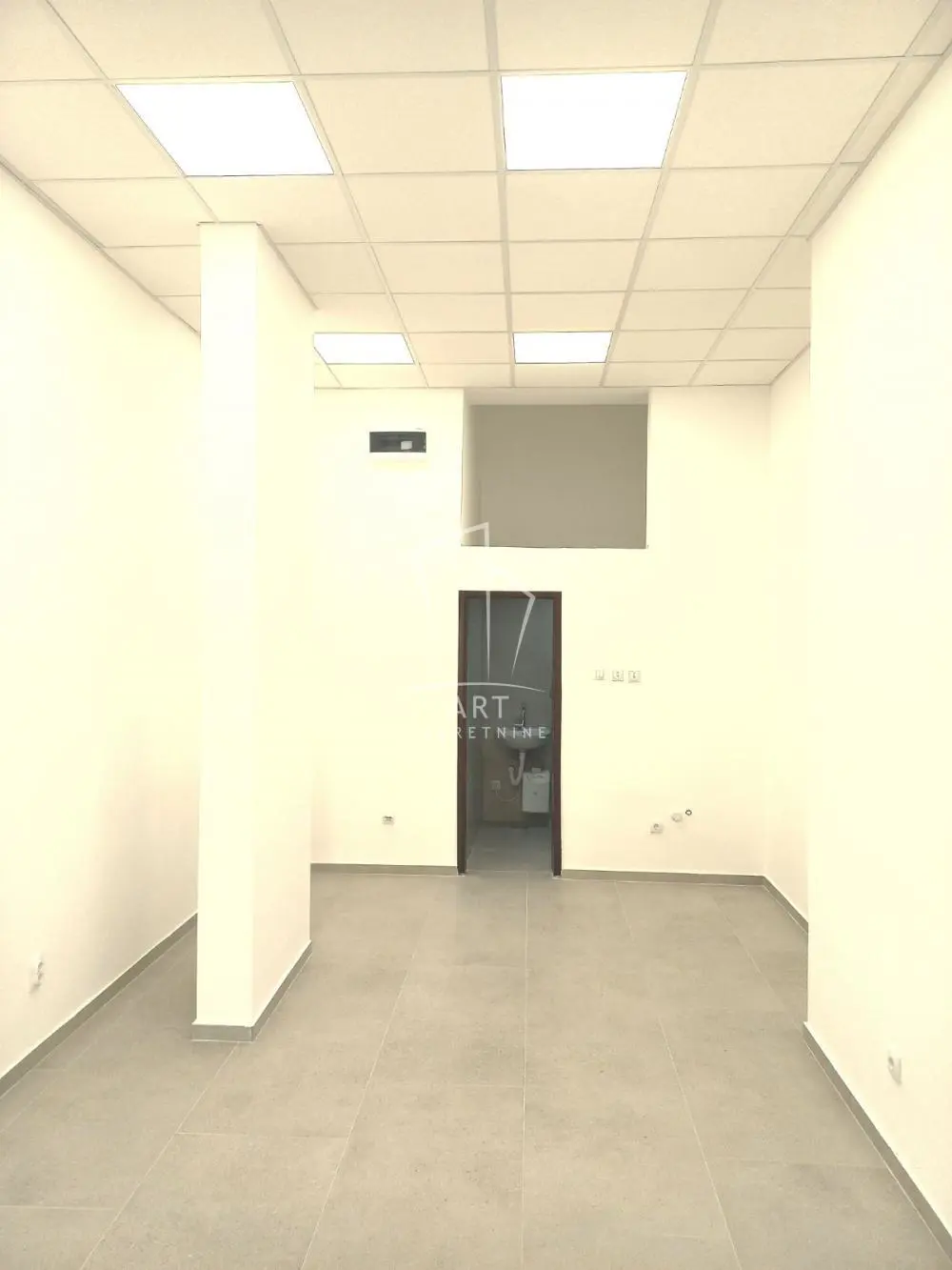 poslovni prostor Obrenovac Obrenovac 550 evra 