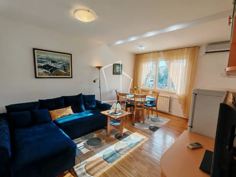 Dvosoban stanovi Stari Grad Skadarlija 750 evra 