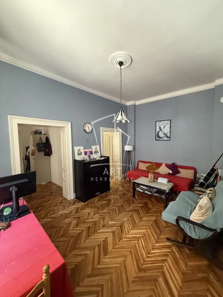 Dvoiposoban stanovi Stari Grad Dorćol donji 950 evra 