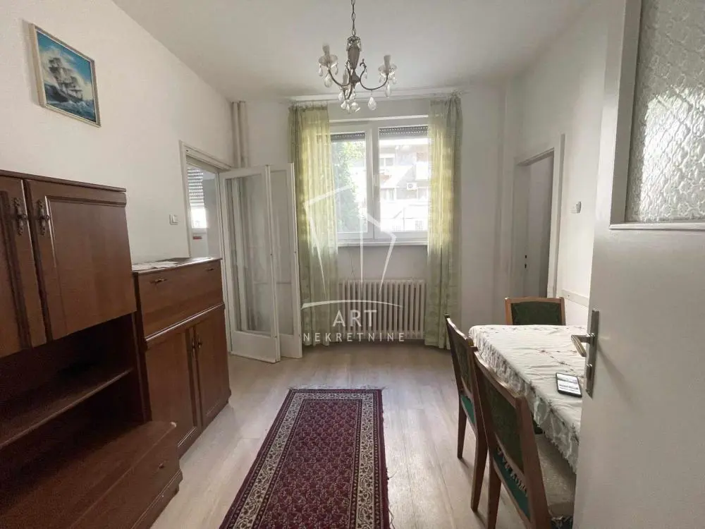 Dvosoban stanovi Palilula Tašmajdan 650 evra 