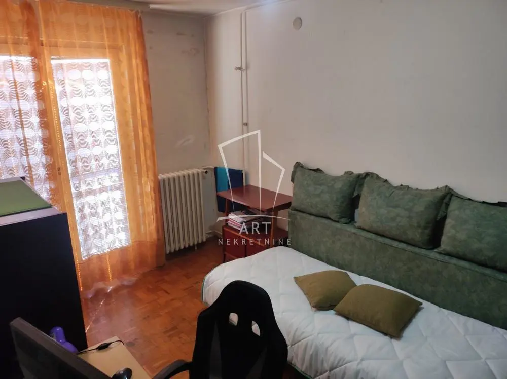 Dvoiposoban stanovi Novi Beograd Bežanijski blokovi (61 do 64) 168960 evra 