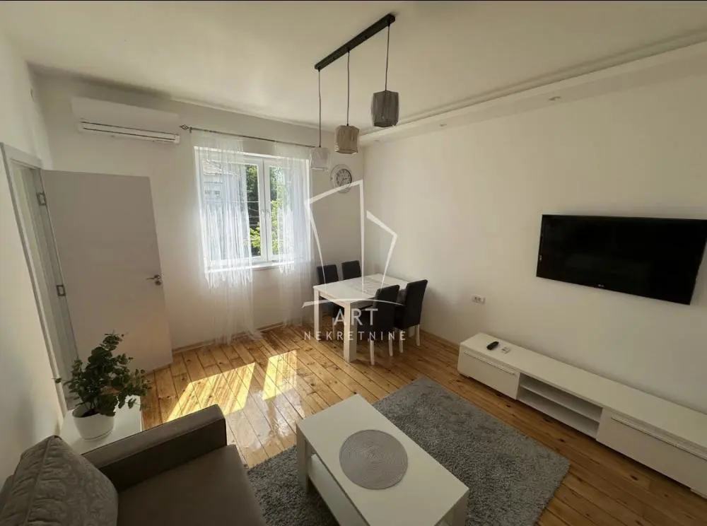 Dvosoban stanovi Savski venac Senjak 145500 evra 
