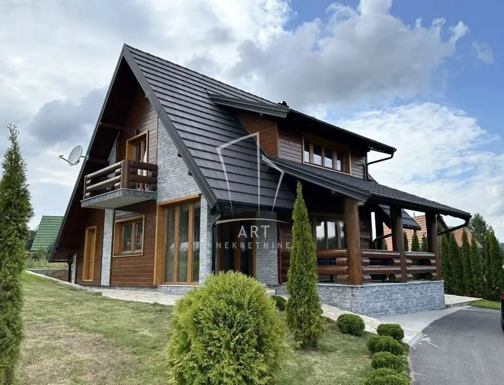 kuće Zlatibor Vodice 230000 evra 