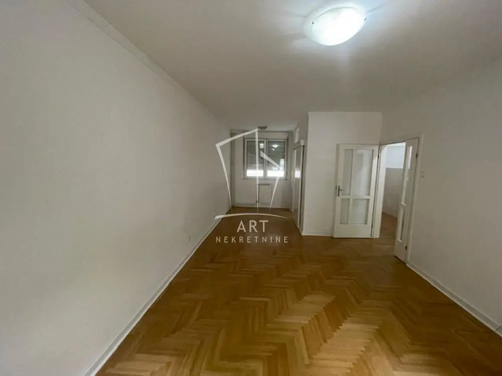 Beograd Voždovac Dvosoban stanovi 650 evra 