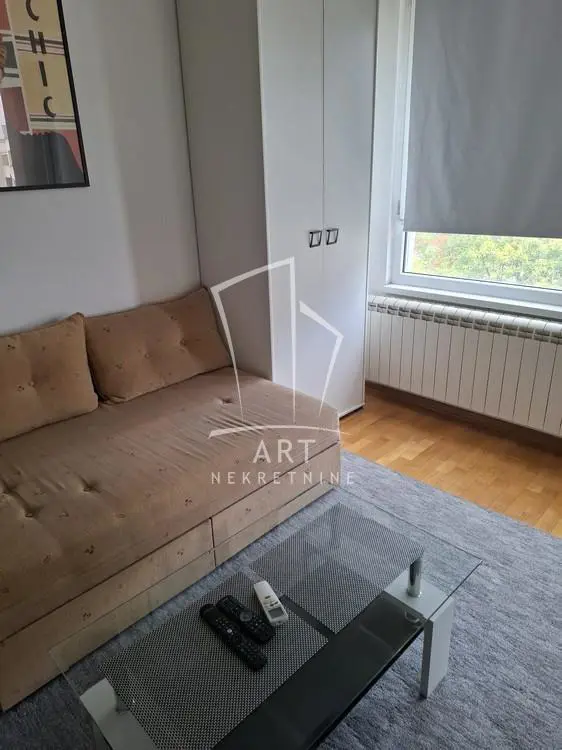 Beograd Zvezdara Dvosoban stanovi 600 evra 