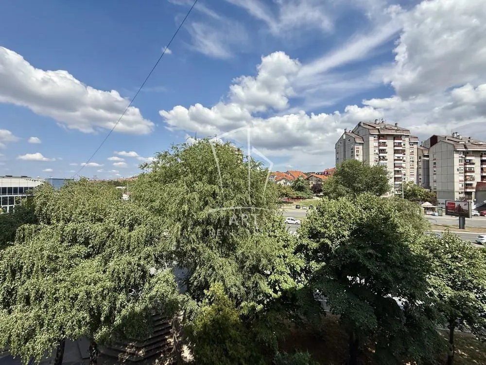 Beograd Čukarica Dvoiposoban stanovi 250000 evra 