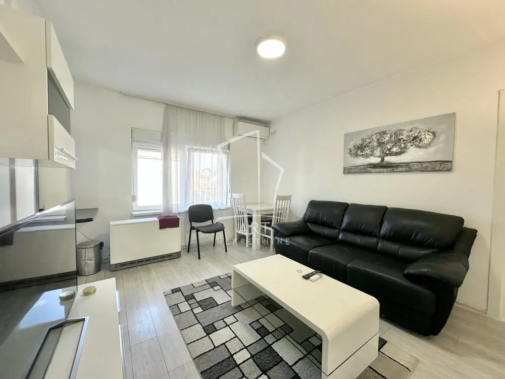 Dvoiposoban stanovi Zemun Zemun novi grad 118000 evra 