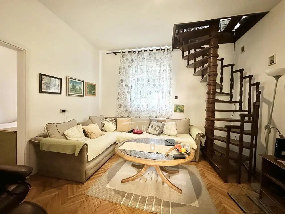 Beograd Zemun Trosoban stanovi 160000 evra 
