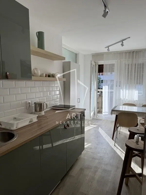 Beograd Novi Beograd Dvosoban stanovi 780 evra 