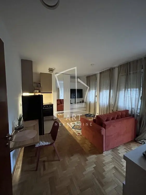 stanovi Beograd Pirotska Garsonjera 