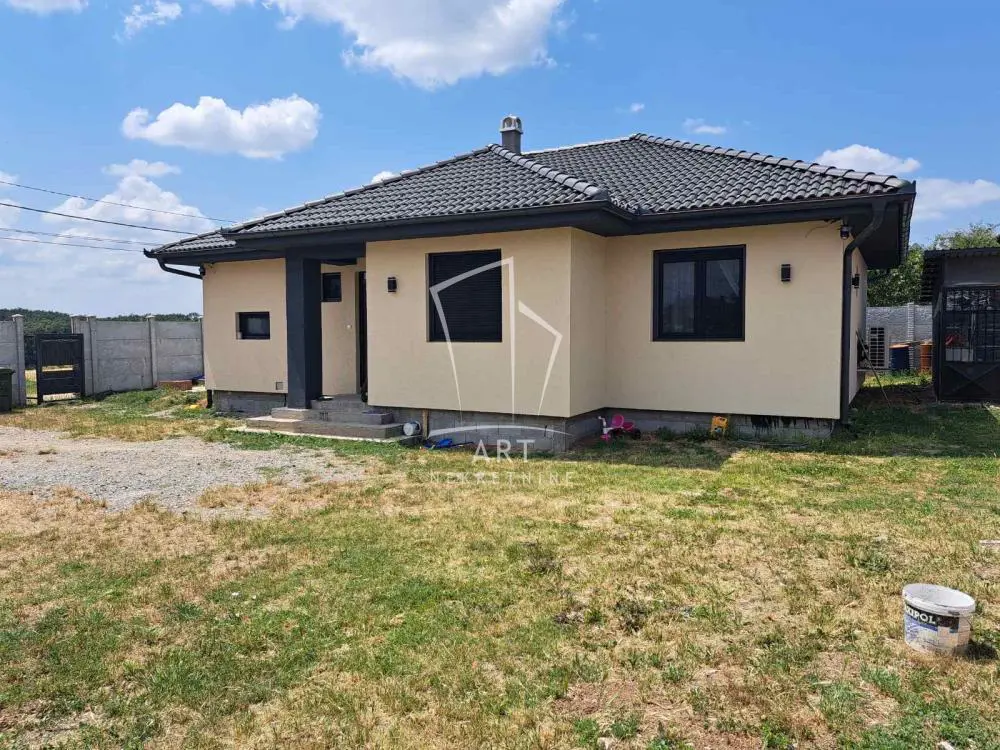 Beograd Barajevo kuće 179000 evra 