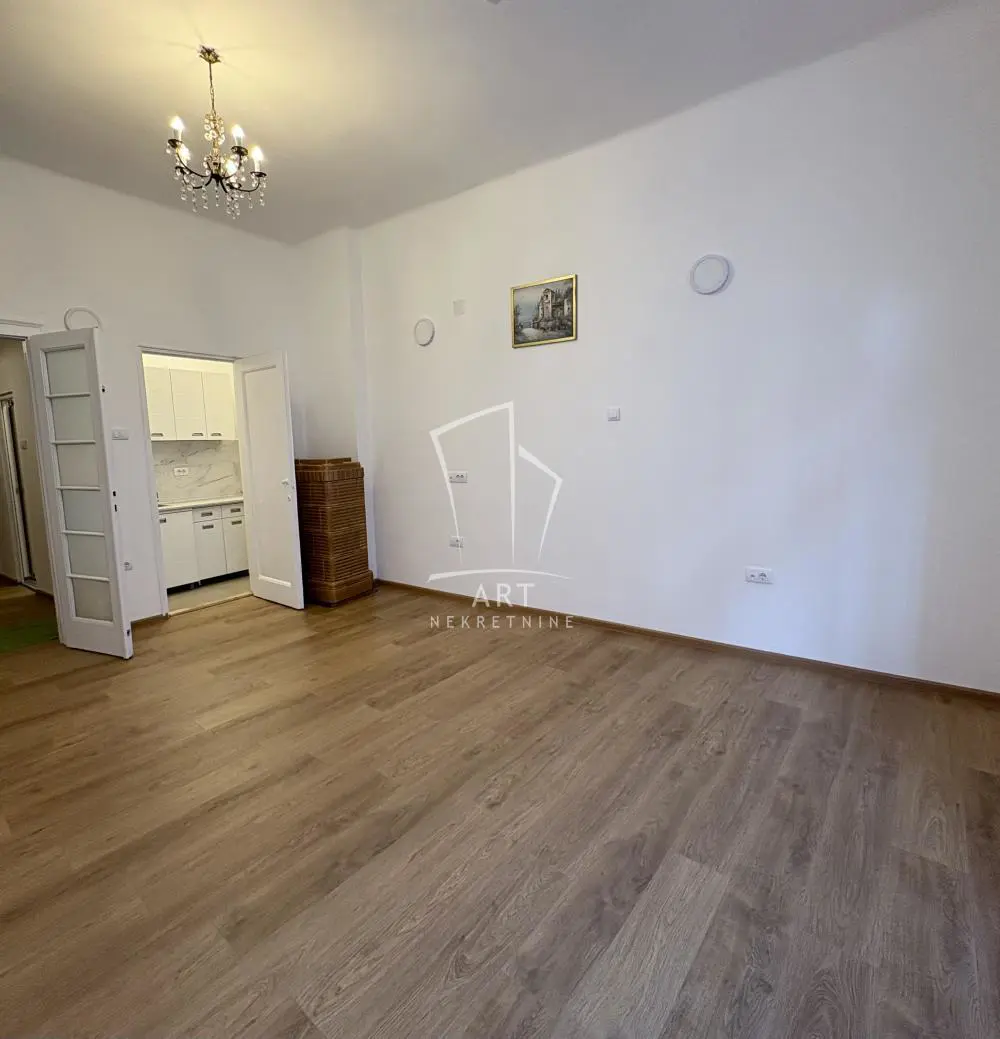 Jednosoban stanovi Vračar Vračar lokacija 750 evra 