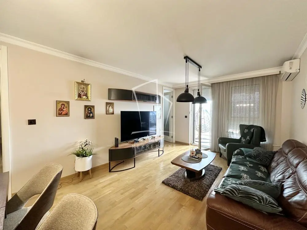 stanovi Beograd Jurija Gagarina Četvorosoban 