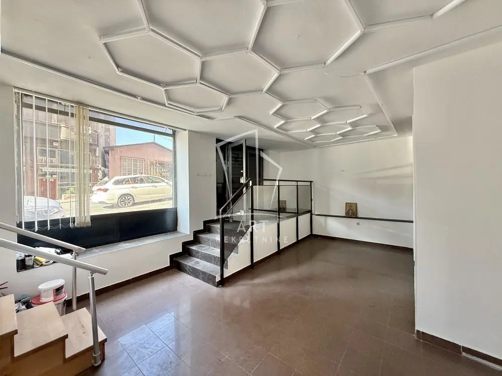 Beograd Savski venac poslovni prostor 1200 evra 
