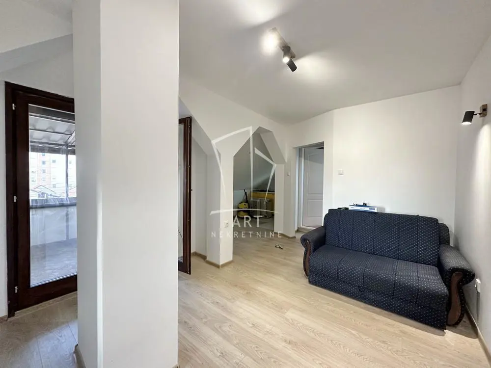 Jednosoban stanovi Palilula Borča 65500 evra 