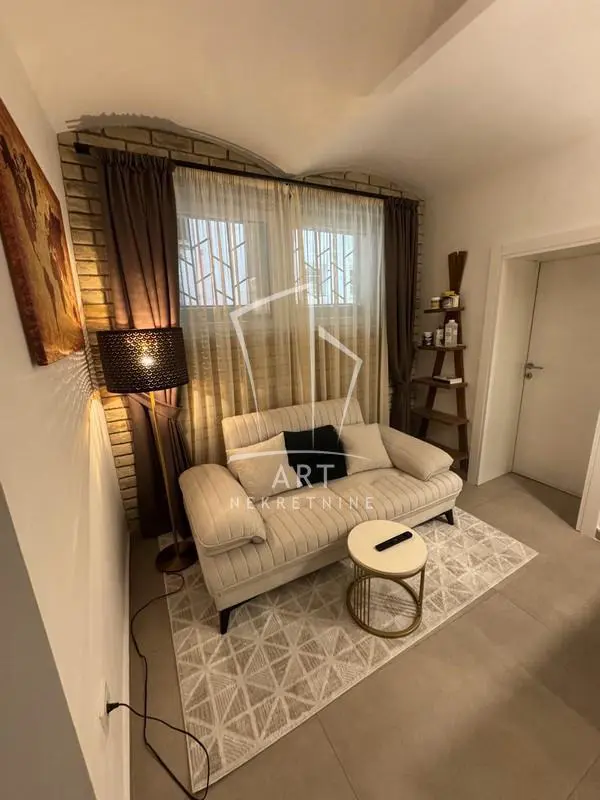 Beograd Stari Grad Jednoiposoban stanovi 145000 evra 