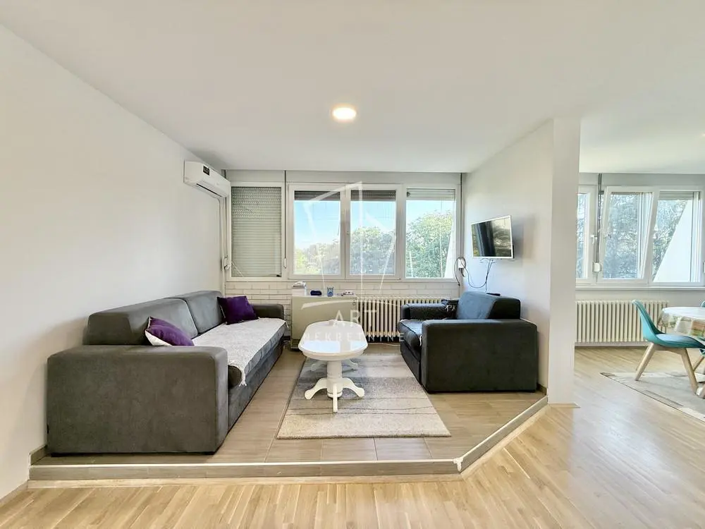 Dvosoban stanovi Novi Beograd Savski blokovi (44 45 70 70a) 179000 evra 