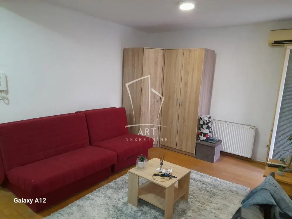 stanovi Beograd Matice Srpske Garsonjera 