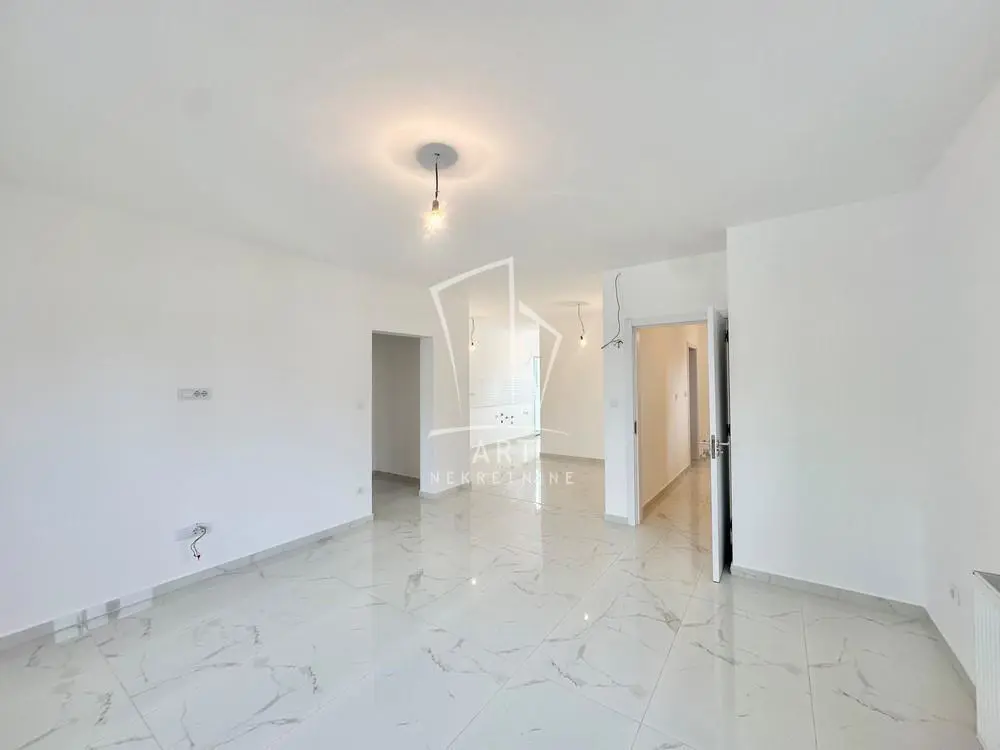 kuće SREMSKI OKRUG Dositejeva 