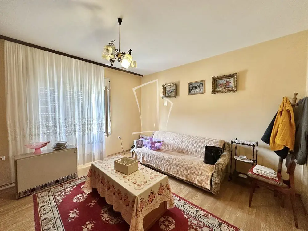 kuće Stara Pazova Nova Pazova 150000 evra 