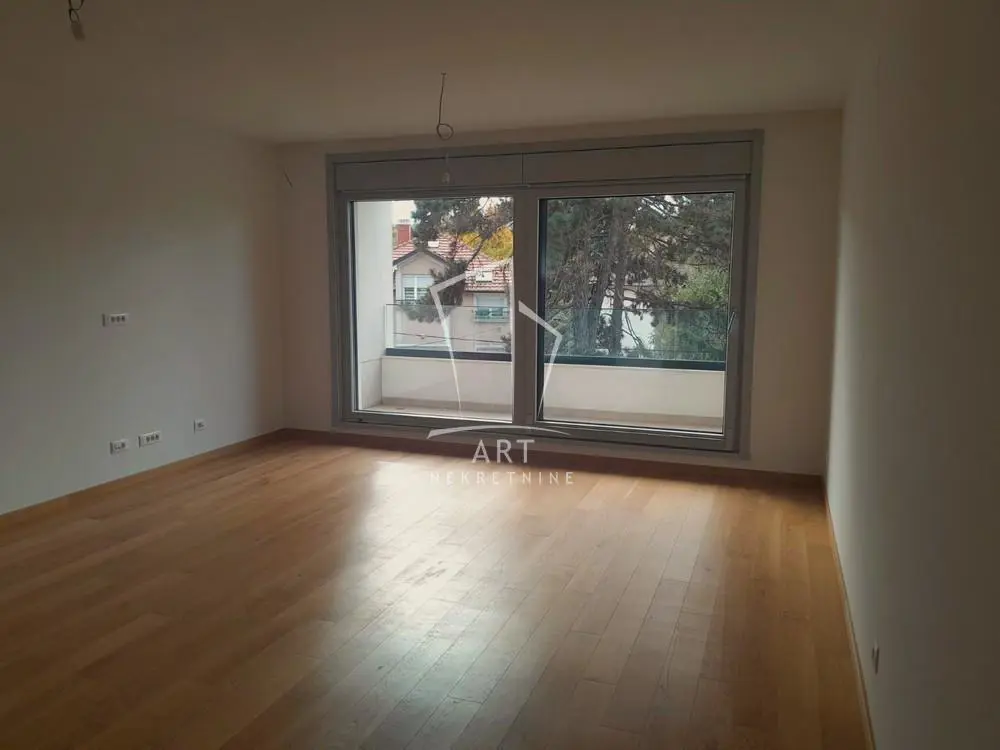 novogradnja Četvorosoban stanovi Voždovac Autokomanda 1500 evra