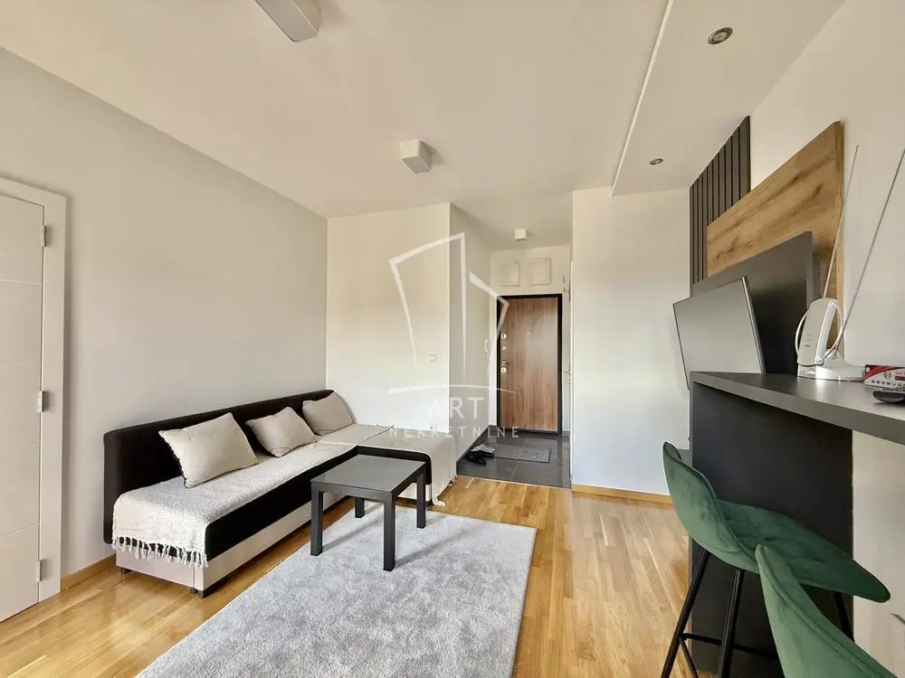 ZLATIBORSKI OKRUG Zlatibor Jednoiposoban stanovi 70000 evra 