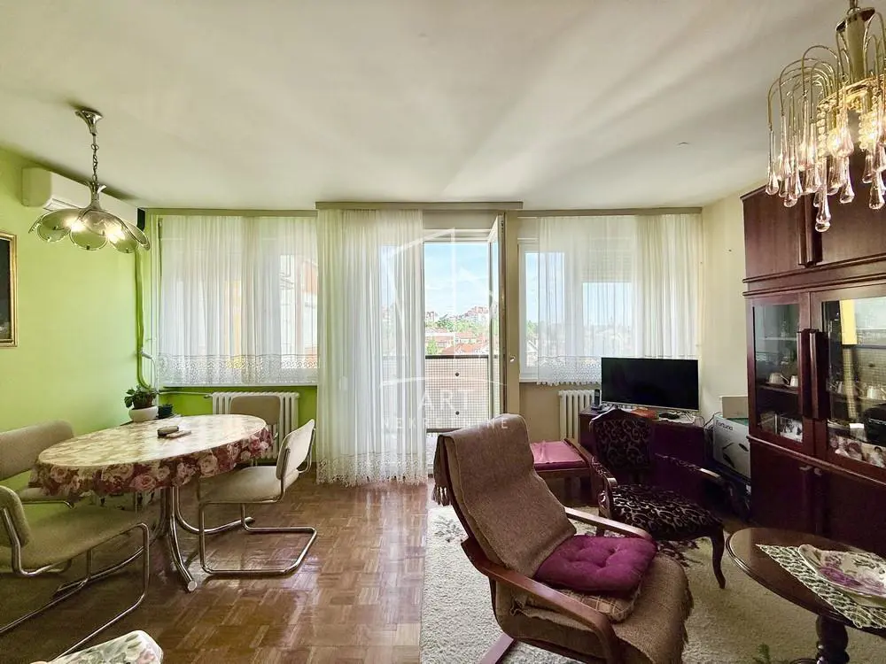 Jednosoban stanovi Čukarica Julino brdo 400 evra 