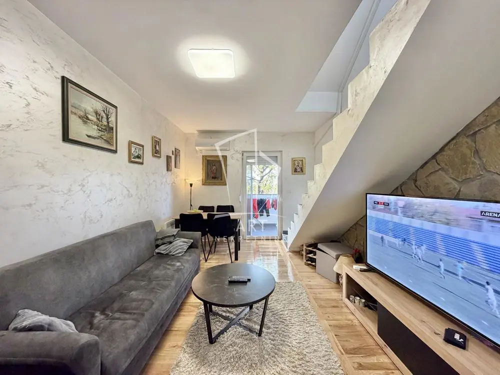 Četvorosoban stanovi Voždovac Jajinci 160000 evra 