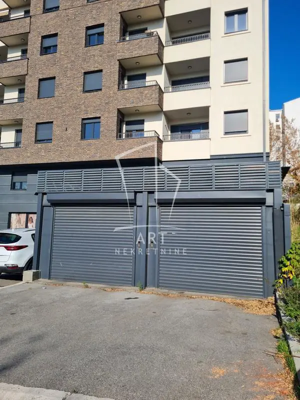 garaža Beograd Tome Maksimovića 