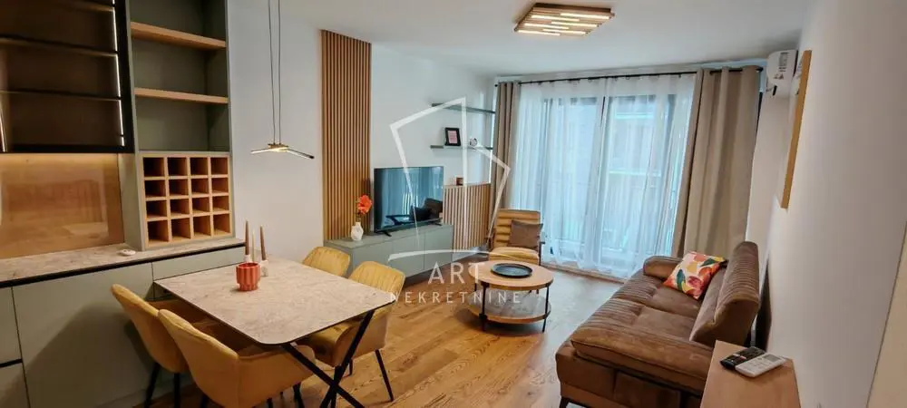 Trosoban stanovi Palilula Višnjička banja 900 evra 