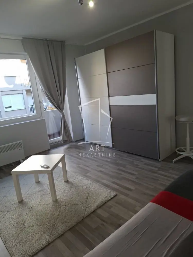 stanovi Beograd Kičevska Dvoiposoban 