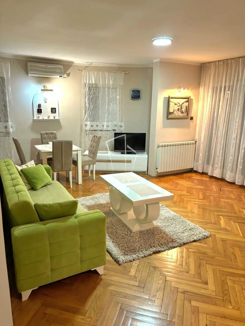 Beograd Zvezdara Trosoban stanovi 600 evra 