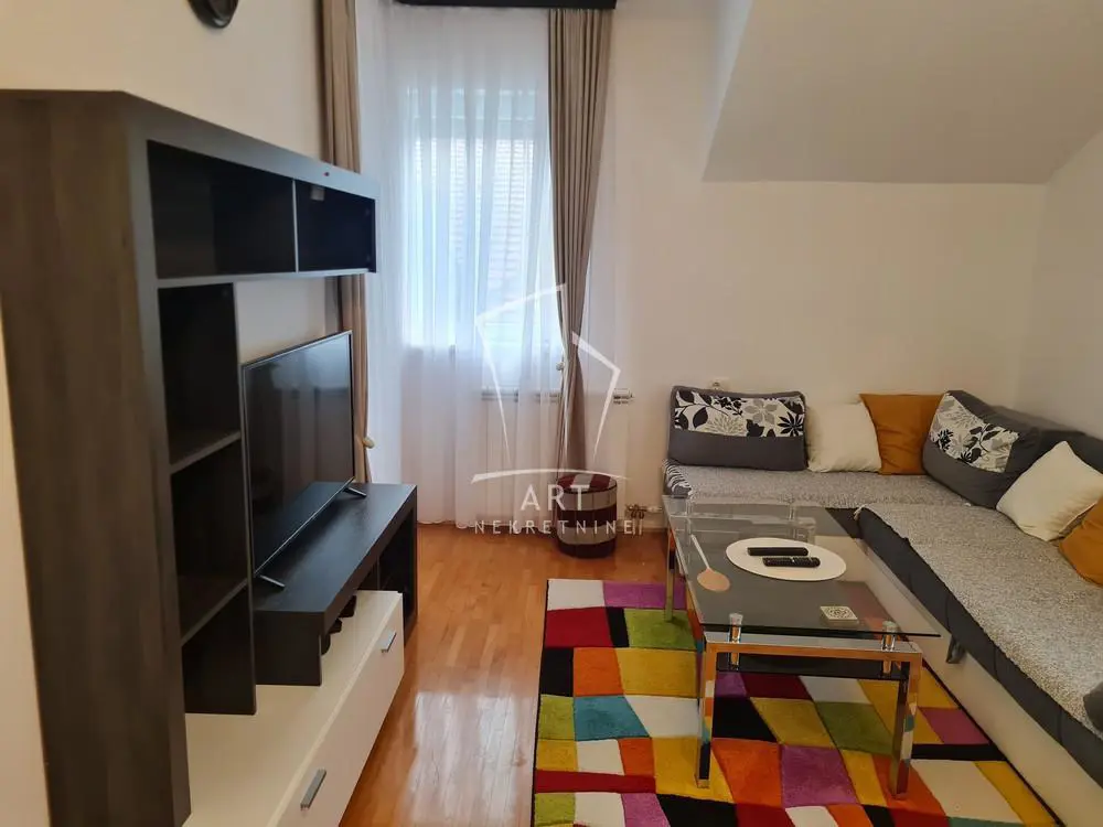  novogradnja Dvoiposoban stanovi Zvezdara Mirijevo I II III IV 450 evra 