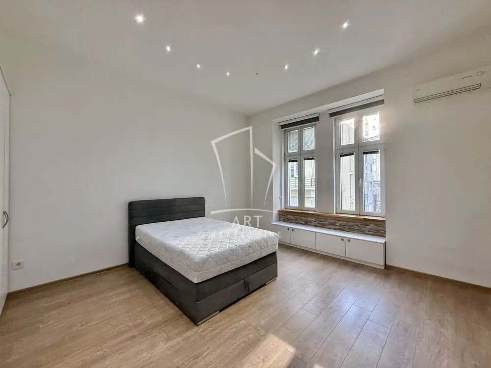 Beograd Stari Grad Jednoiposoban stanovi 650 evra 