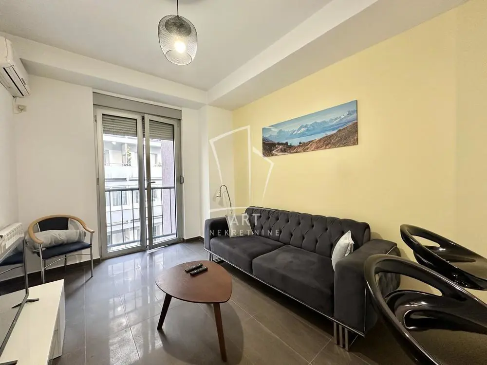 Dvosoban stanovi Vračar Kalenić 179520 evra 