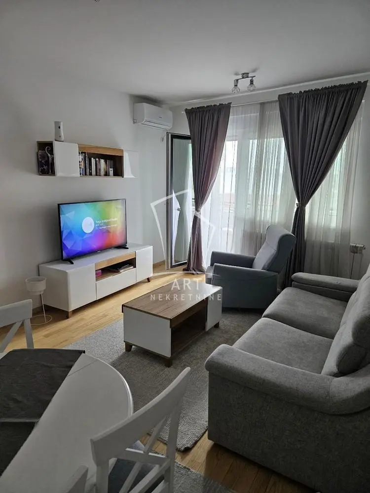 Beograd Zemun  novogradnja Dvoiposoban stanovi 800 evra 