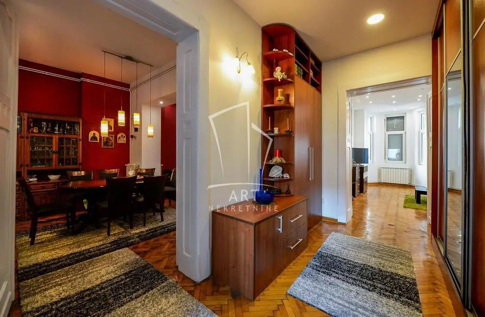 Trosoban stanovi Vračar Vračar lokacija 320000 evra 