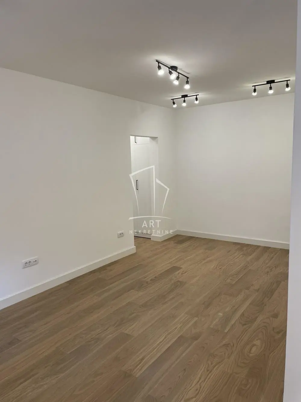 Beograd Čukarica Dvosoban stanovi 590 evra 